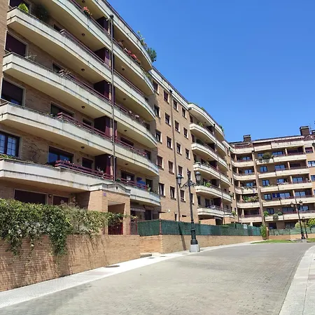 La Terraza Del Cristo Plaza De Garaje Y Wifi Apartment Oviedo